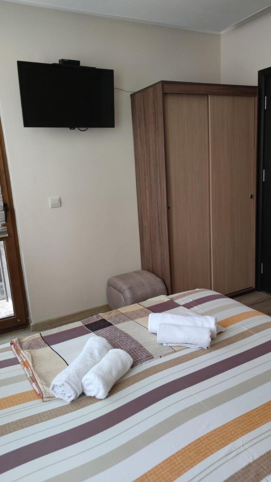 Guest House Juja Несебир Екстер'єр фото